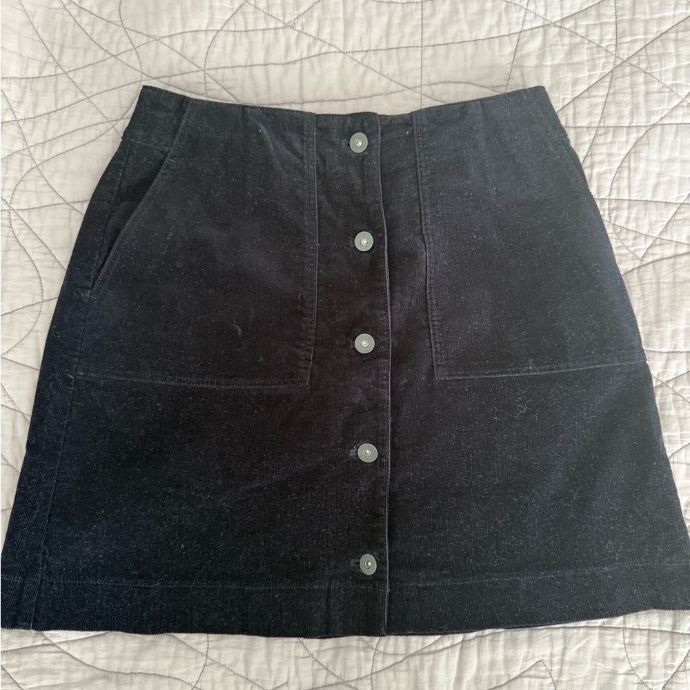 Uniqlo velvet skirt.